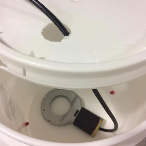 Farm Innovators Chicken Waterer De-Icer for Nipple Drinker Chicken Water Buckets - 150W Water Deicer with Thermostatically Controlled Heating | For nipple drinker chicken water buckets, energy-efficient thermostatically controlled heater operates only whe