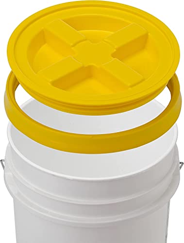 Gamma2 Gamma Seal Lid for Utility Buckets - Fits 3.5, 5, 6 & 7 gallon buckets, Yellow, Made in USA - color: Yellow, size: Fits 3.5, 5, 6, & 7 Gallon Buckets