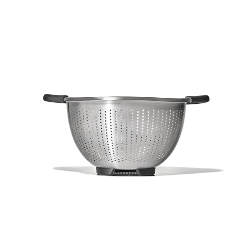 OXO Good Grips Stainless Steel 3 qt./ 2.8L Colander | Generous 5-quart capacity provides ample space for batch prep, with a self-draining solid ring base to prevent tips. - size: 3 Qt