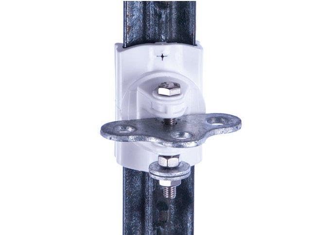 Gallagher Multi Post 3-Way Gate Anchor | 5 Pack Heavy-Duty Galvanized Gate Anchors for Electric Fence Systems | Secure Up to 3 Gates at Paddock Junctions | Attaches to Posts or Snaps on T-Posts