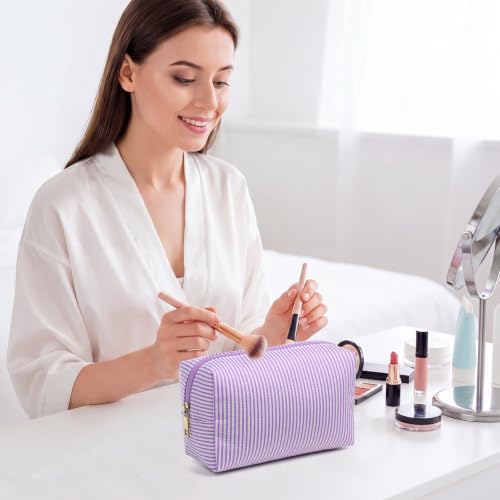 Sanwuta 20 Pcs Seersucker Cosmetic Bags Bulk, Striped Zippered,Purple | Makeup Bags Women Pouch, Large Preppy Storage Toiletry Travel Pouch for Wedding Bridesmaid Bride Favor Back to Teacher Gift - color: Purple