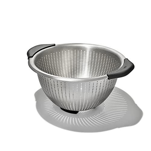 OXO Good Grips Strainer - 5 Qt Capacity, Stainless Steel | Colander, Nesting Design For Easy Storage, Non-Slip Handles, Drains Pasta And Vegetables, Dishwasher Safe - size: 5 Qt