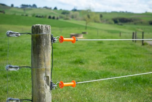 Gallagher Electric Bungy Gate Kit | Adjustable 11.5ft to 23ft Electric Fence Gate for Livestock and Horses | Stainless Steel Conductors, Pinlock Insulator & Latch | Safe, Flexible, UV-Resistant Design