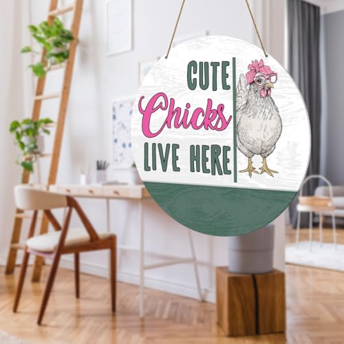 Farmhouse Hen Chicken Coop Sign for Home Room Front Porch Door Farm Fence Barn Yard Outdoor Hanging Decorations, Farmer Chicken Lover Gifts for Women Girl,Cute Chicks Live Here