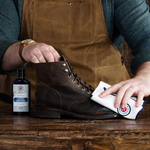 Cobbler’s Choice Co. Leather Care Kit with Horsehair Shoe Brush, Dauber Brush, Welt Brush, Microfiber Cloth - Tan - color: Tan