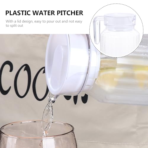 20oz Small Slim Plastic Pitcher with Lid (600ml) - Shatterproof Acrylic Water Pitcher for Fridge Door - Clear Striped Plastic Juice Pitcheres & Cocktail Shaker Carafe with Handle