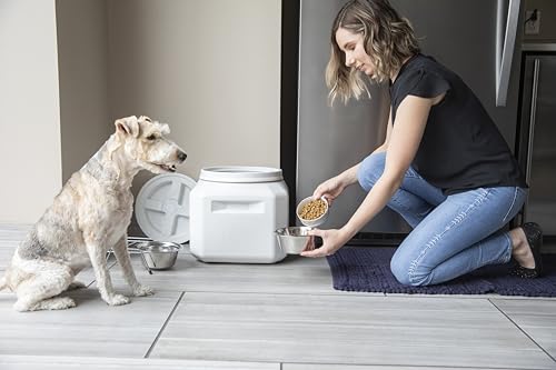 Vittles Vault Airtight Pet Food Storage Container + Scoop, Up to 30lbs | BPA Free Plastic, Sealed Airtight for Kibble, Bird Seed, Oatmeal and More; Includes Scoop, Made in USA - size: 30 Pounds