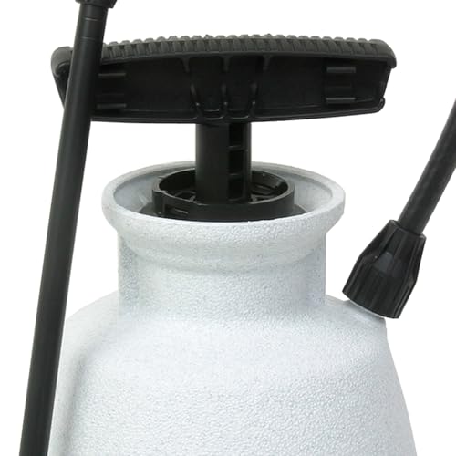 CHAPIN 1/2-Gallon Pump Sprayer, SureSpray for Reliable Spray | Lightweight poly tank; for home and garden tasks, weed control, feeding plants or cleaning surfaces; adjustable nozzle - size: 1/2-Gallon