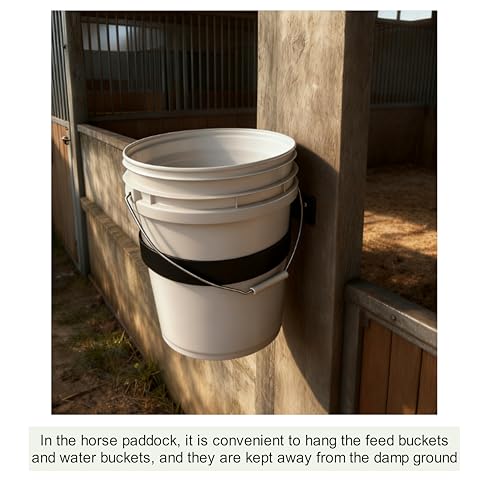 5-Gallon Bucket Holder, Wall-Mounted Istallation,Applicable to Courtyards, Warehouses, and Horse Farms (Excluding Buckets) (Black 1 PCS)