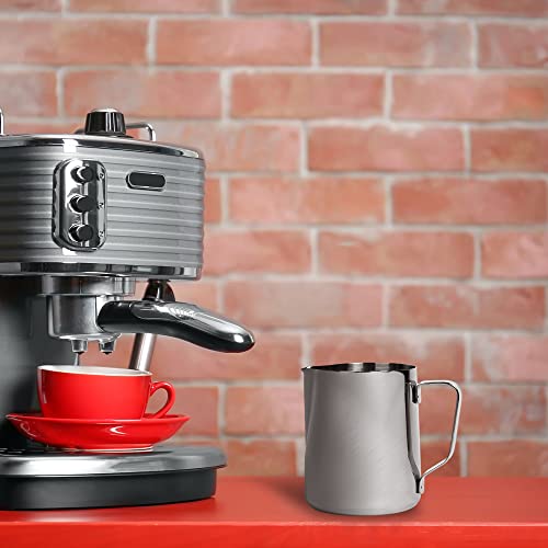 Milk Frothing Pitcher 20oz — Stainless Steel Latte Art Cup | 600ml capacity, internal measurement marks, and narrow pour spout for home espresso, cappuccino, and lattes.