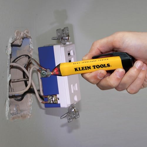 Klein Tools NCVT1PKIT Electrical Tester Kit with Non-Contact Low Voltage Test Pen, 50 to 1000V AC and GFCI Receptacle Tester, 2-Piece - size: NCVT & Receptacle Tester