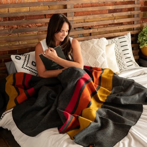 Arcturus Rainier Wool Blanket - Warm, Heavy, Washable, Bed Blanket | Great for Home & Camping (Sunset Peak, Queen) - color: Sunset Peak, size: Queen