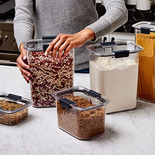 Rubbermaid Brilliance BPA-Free Food Storage Containers with Lids Airtight Kitchen and Pantry Organization Set Includes 3 Containers and Scoops Clear 16 cups - size: 16 Cup (6-Piece)
