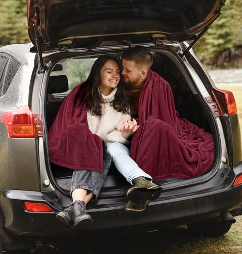 Utopia Bedding Soft Fleece Bed Blanket Throw Size Burgundy (50x60 Inch) | Microfiber Plush Warm Lightweight Breathable Cozy Blanket Anti-Static, All Season Use, Gift for Women and Men - color: Burgundy, size: Throw (50x60 Inch)
