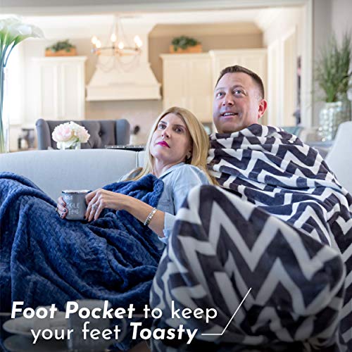 50"x70" Chevron Chic Foot Pocket Blanket Plush Fleece Non-Electric - color: Chevron Chic