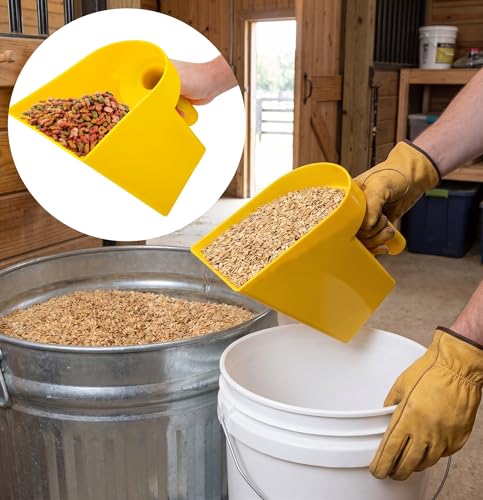 Cedilis 8 Pack Plastic Enclosed Feed Scoop, 2 Quart Heavy Duty Bird Seed Scooper with Handle, Large Scoop for Horse Chicken Goat Livestock Animal Feeding, Stackable, Durable