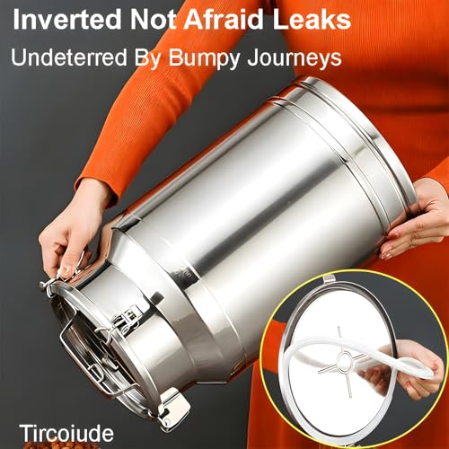 Food Grade 304 Stainless Steel Milk Can with Locking Airtight Clamp Lid Carry Handle, Large Airtight Storage Bucket Canister for Rice Flour Grain Oil Wine Liquid Dairy Transport 15L (3.9 Gal) - size: 15L