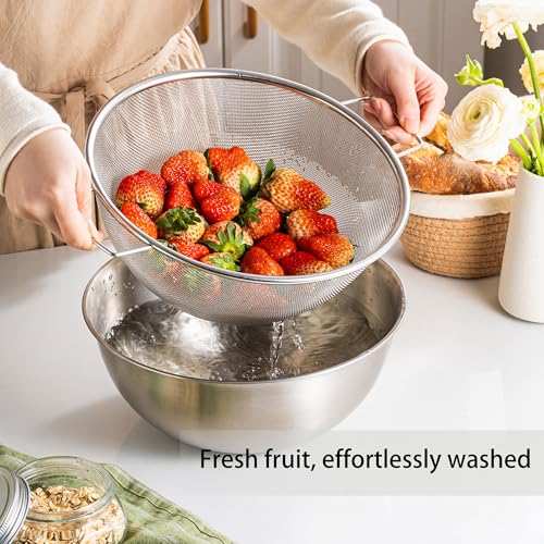 18/8 Stainless Steel Fine Mesh Colander Set, 3.5Qt | Includes 1 mixing bowl with built-in measurement marks and 1 fine 20-mesh strainer for rinsing, mixing, and draining.
