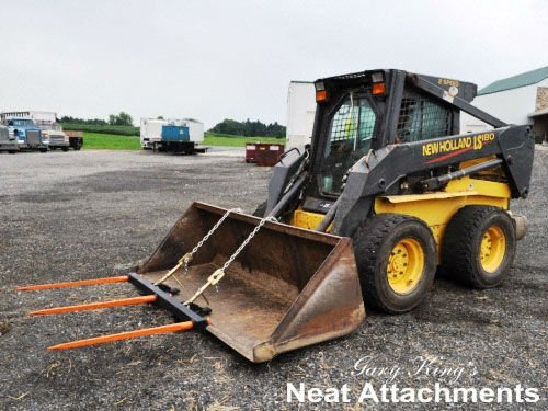 Bucket Hay Bale Spear Attachment w/ 3 x 39" Prongs. Rated 3000 Lb - Sr.2 - size: 3 x 39"
