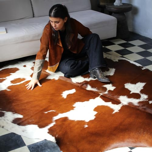 Brown and White Cow Hide Rug 6x7 ft, Real Hair on Hide | Real cowhide rug, brown and white spotted pattern, no two hides alike. Cow skin anchor from ranch to modern decor - color: Authentic Brown & White, size: 6' x 7'