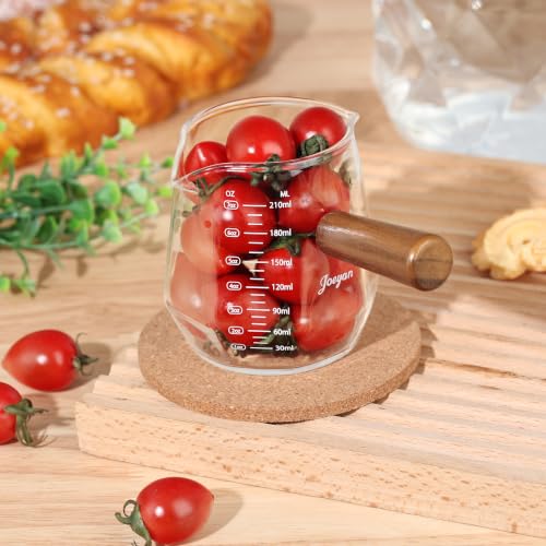 Joeyan 7 oz Glass Measuring Cup with Double Spouts,Espresso Shot Glasses with Wood Handle,Diamond Shaped Espresso Cups,Clear Milk Frothing Pitcher for Coffee,Borosilicate Espresso Accessories - color: 7 Oz Diamond-Shaped Measuring Cup