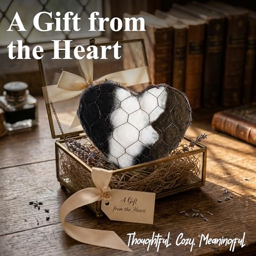 TRIVANO Handmade Alpaca Fiber Bird Nesting Heart – Natural Bird Nesting Material for Wild Birds, Soft Alpaca Bird Nesting Heart for Garden Trees & Backyard Birds.