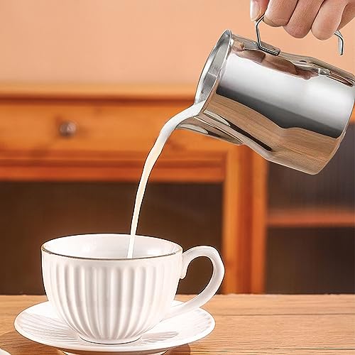 304 Stainless Steel Milk Frothing Pitcher Silky Latte Art Perfect Cappuccinos Measuring Cup for Baristas (600ML) - size: 600ML